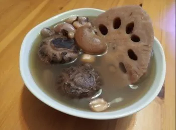 蓮藕眉豆花豆湯