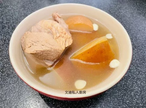 蘋果雪梨南北瘦肉湯