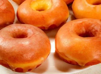 自家製鬆軟糖霜冬甩甜甜圈 ｜ 簡易食譜