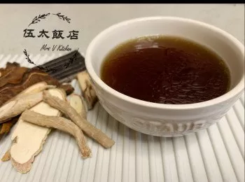 巴戟杜仲牛膝豬尾骨湯