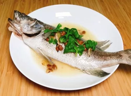 鳯梨豆醬蒸魚