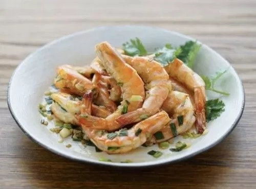 葱香油爆蝦Stir-fried Spring Onion and Garlic Shrimp