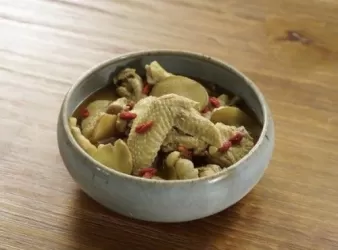 台灣麻油雞 Taiwanese Sesame Oil Chicken