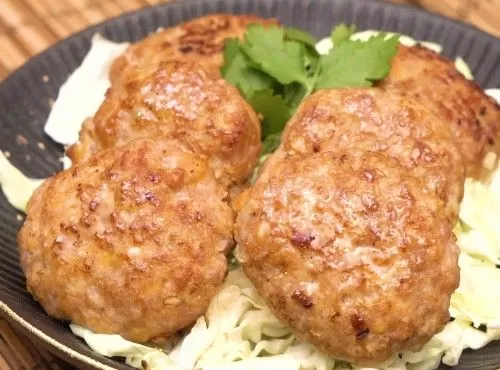 【惹味小菜】鹹蛋煎肉餅 Pan-fried Pork Patty with Salted Egg