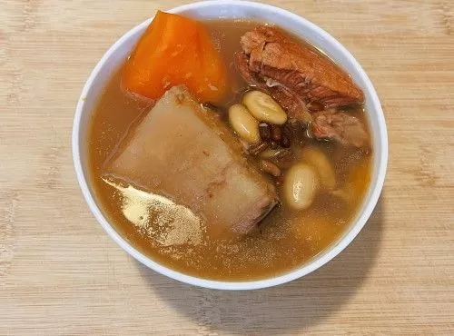 粉葛赤小豆鰂魚湯