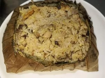 鮮蝦荷葉飯
