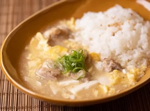 【影音 60秒一道菜】- 雞蛋豆腐雞肉燴飯