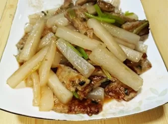 【家常小菜】蘿蔔炒魚鬆