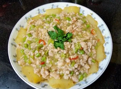 貢菜肉碎扒黃瓜