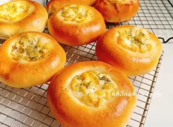 芝士粟米沙律麵包