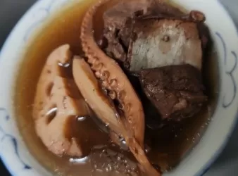 扁豆赤小豆章魚蓮藕湯
