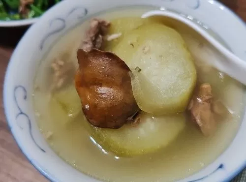 節瓜瑤柱雞雜湯