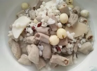 四神湯【豆豆愛的料理】【虎牙妹豆豆】