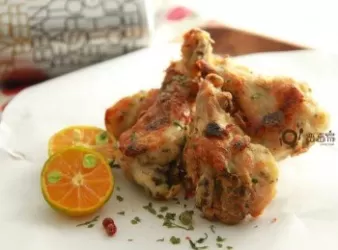 小烤箱料理：蒜味烤雞腿by戀戀家