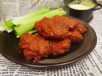 水牛城雞翼 (Buffalo Wings)