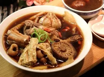 肉骨茶