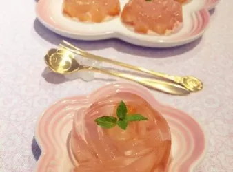 蜜桃寒天果凍