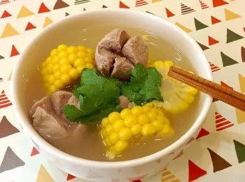 有心食譜：玉米貢丸湯