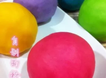 【自製麵粉粘土】