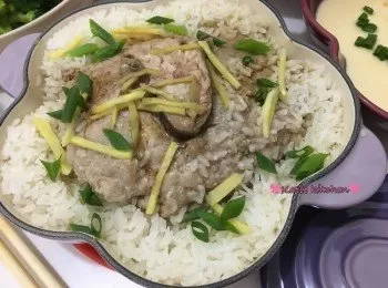 咸魚肉餅煲仔飯