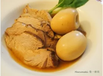 軟綿綿 梅花豬肉配鹵蛋 