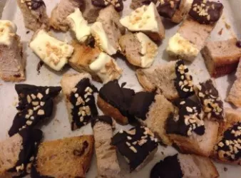 一口朱古力多士脆脆