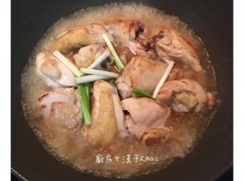 薑母麻油雞湯