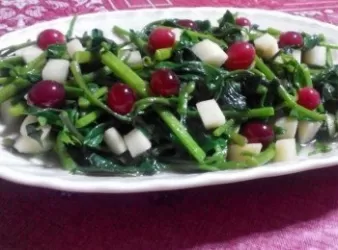 葡萄蘋果炒皇宮菜