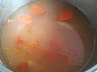 番茄紅蘿蔔煲豬脷