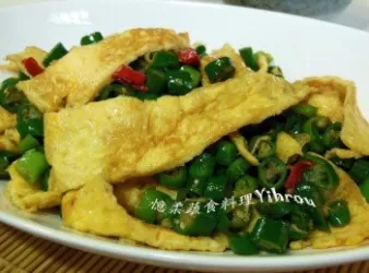 ♥憶柔蔬食♥辣蛋雙椒