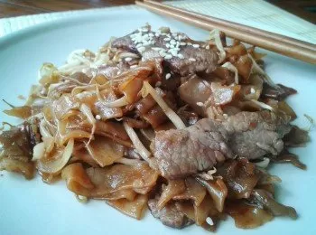 港式乾炒牛河[超美味]