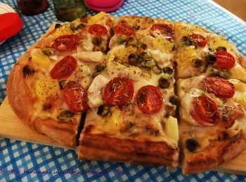 Wasabi豆忌廉香蒜雞皇厚切12'Pizza 