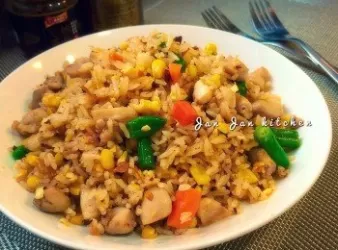 秘製蝦醬雜錦炒飯