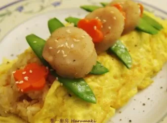 香煎帶子併蛋包飯