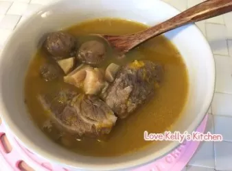 [香甜湯水] 南瓜栗子瑤柱鮑魚骨湯