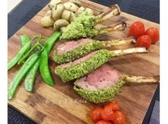 香料烤嫩羊排