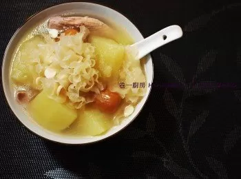 青木瓜雪耳瘦肉湯