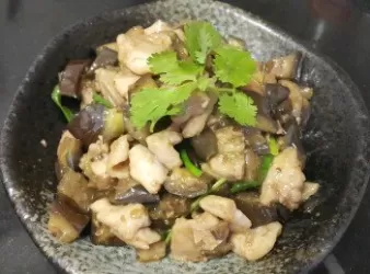 魚香雞粒燜茄子
