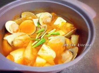 泡菜大蜆豆腐煲