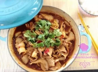 榨菜蒜子炆腩片