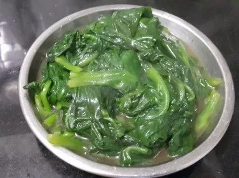 薑蒜炒潺菜