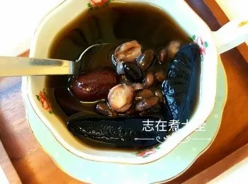 袪袪濕黑豆靈芝紅棗水