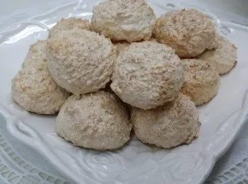 Coconut Macaroons