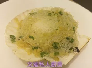 蒜蓉粉絲蒸大扇貝