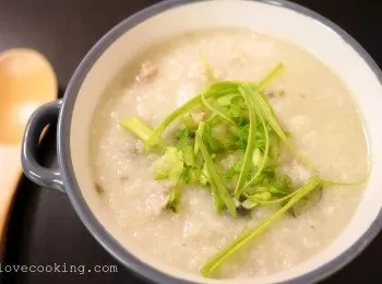 皮蛋肉碎粥