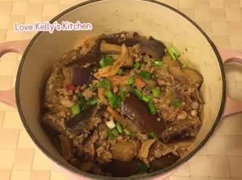 醬爆蝦干茄子肉碎粉絲煲