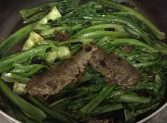 豆豉鯪魚炒油麥菜