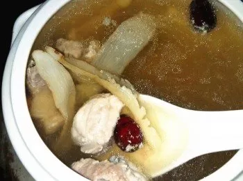 麥冬玉竹沙參瘦肉湯