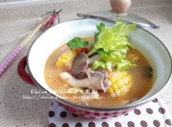 [火鍋湯底] 蕃茄粟米豬骨湯