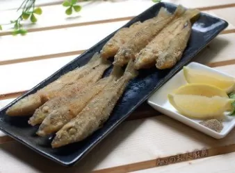 【酥炸沙梭魚】